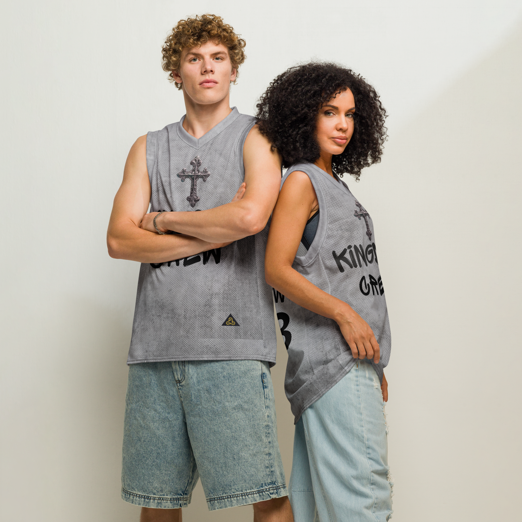 SPORTSWEAR